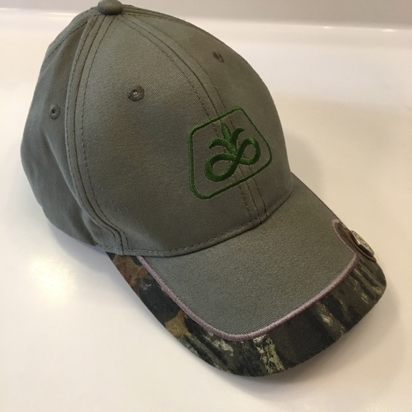 pioneer seed hats